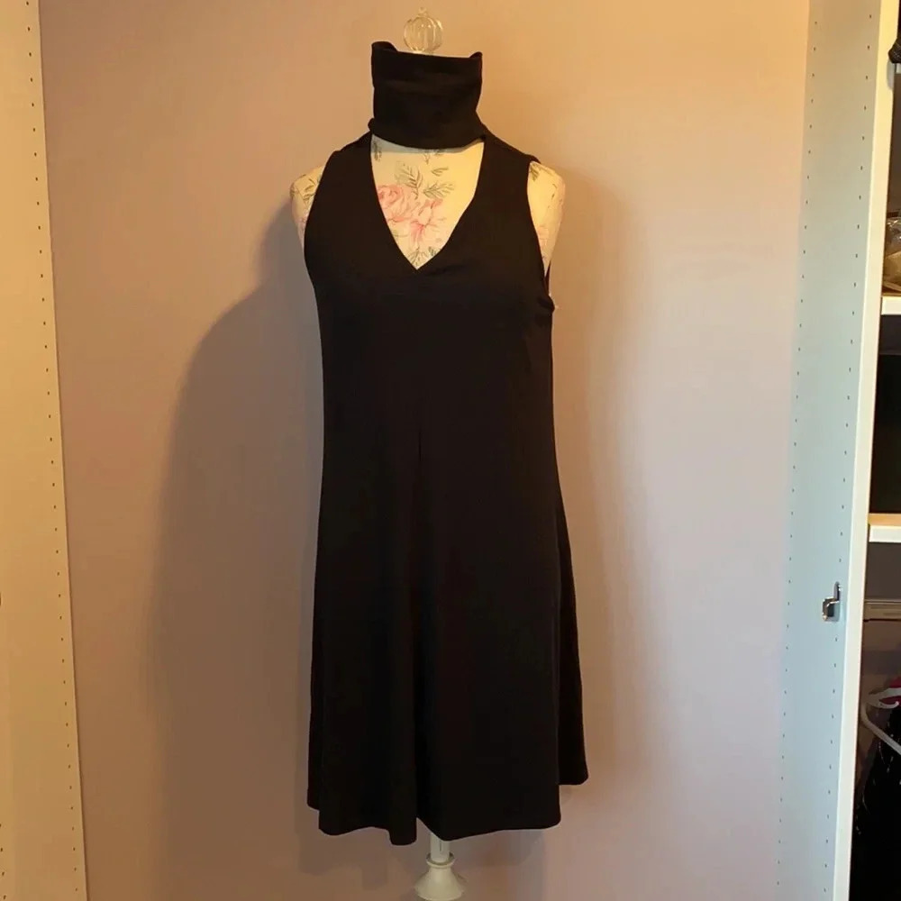 FOURTEENTH PLACE black ribbed unlined dress size M